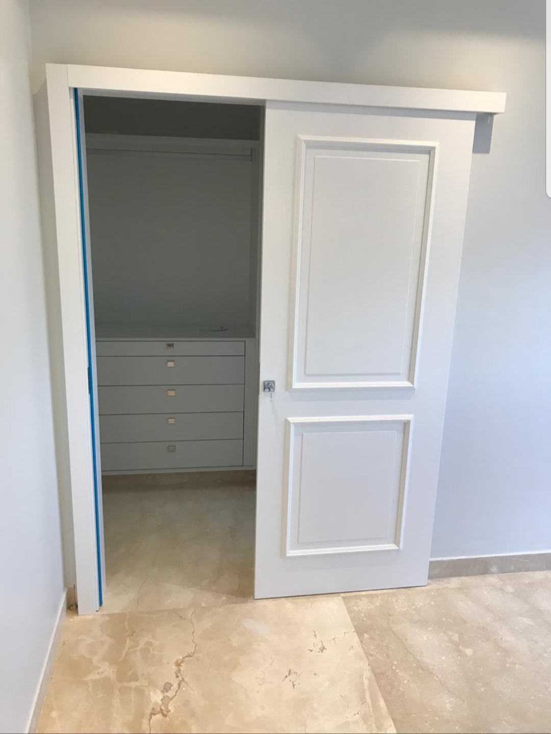 Porta Classic Branca - Design Atemporal